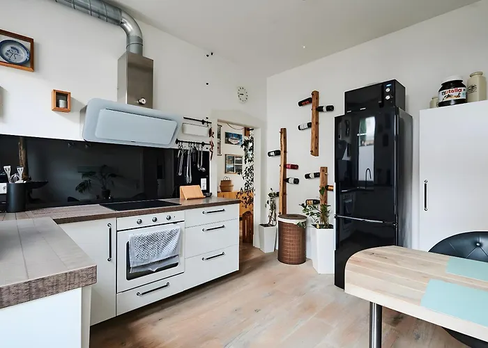 Дом отдыха Einzigartige Tischlerwohnung