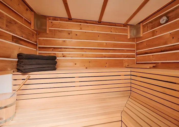 Дом отдыха Einzigartige Tischlerwohnung Ольденбург